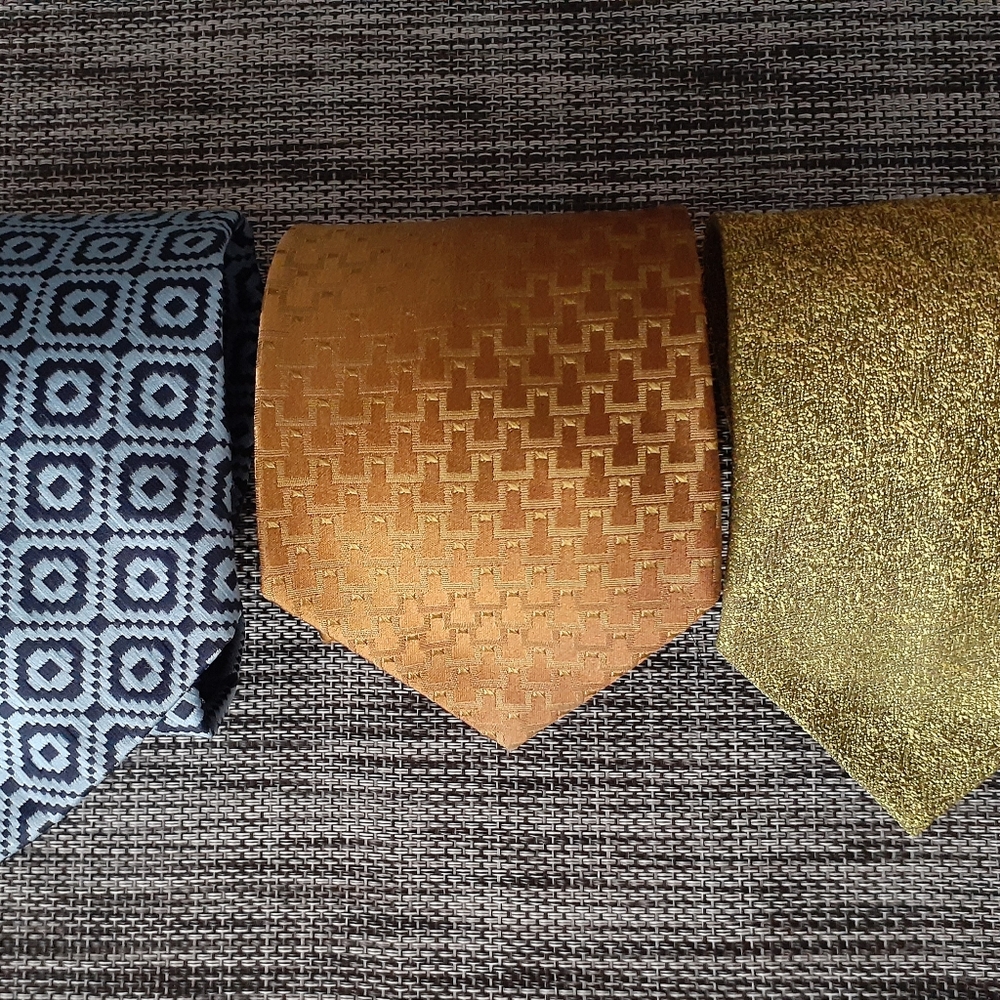 LOT OF 3 Vintage Ties Men's Wear EL PASO Don Loper PIRELLI Classic Ties